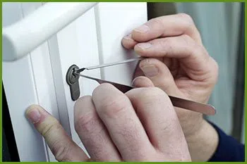 Neighborhood Locksmith Services Hyattsville, MD 301-804-9437 - 3-cheap-locksmith-near-me